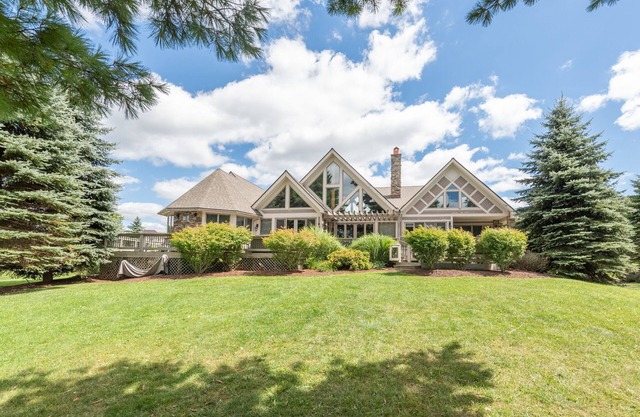 Moondancer: Lakefront, Hot Tub, Dock Slip, Fire Pit!