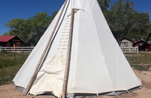Moonrise Teepee in Lapoint