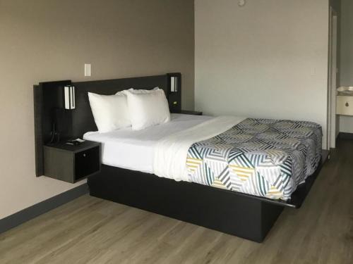 Motel 6-Farmington Hills, MI - Northwest - Farmington Hills