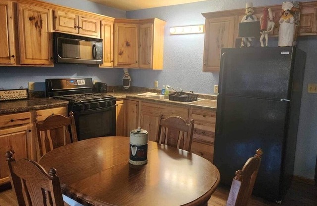 Motel in Sawyer County in Wisconsin on ATV and snowmobile trails.