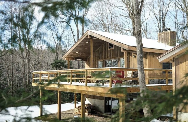 Mount Snow Ski Shanty
