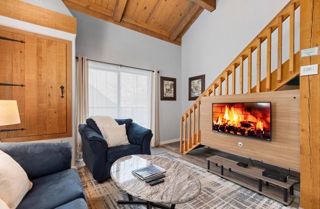 Mountain Inn Lodge 85 with Wintergreen Advantage