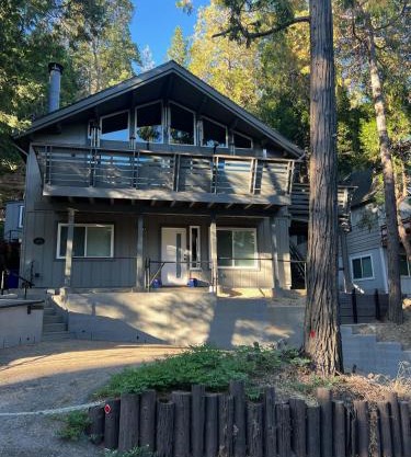 Mountain Lakehouse