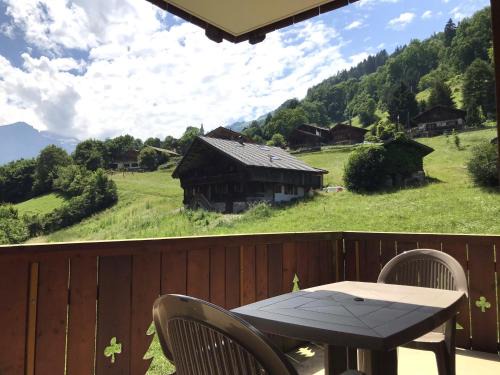 Mountain River Luxury Apartment