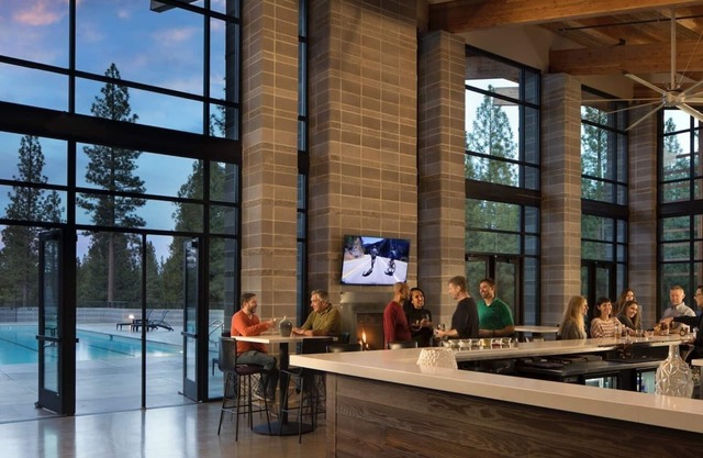 Mountaintop Cabin Hot Tub Views Family Golf