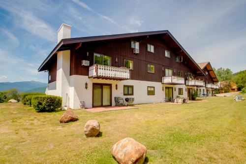 Mountaintop Condo with Great Mt Washington View