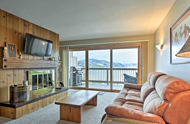 Mtn-View Condo w/Hot Tub Access in Dillon!