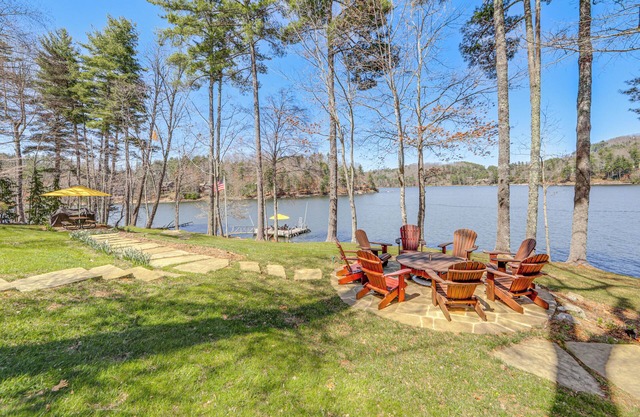 Mtn-View Home on Lake Glenville w/Dock