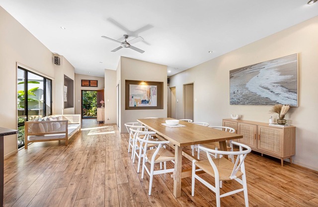 Mudjimba Escape - Pet friendly, luxury villa w/pool