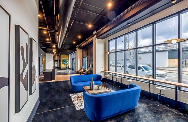 Muse | Contemporary downtown condo with private balcony & open layout