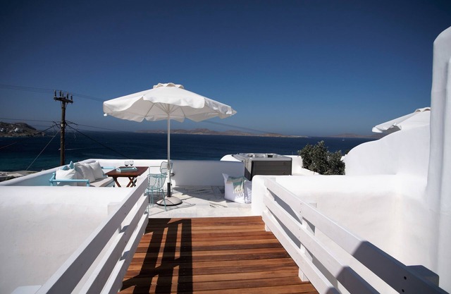 Mykonos Moussa Suites