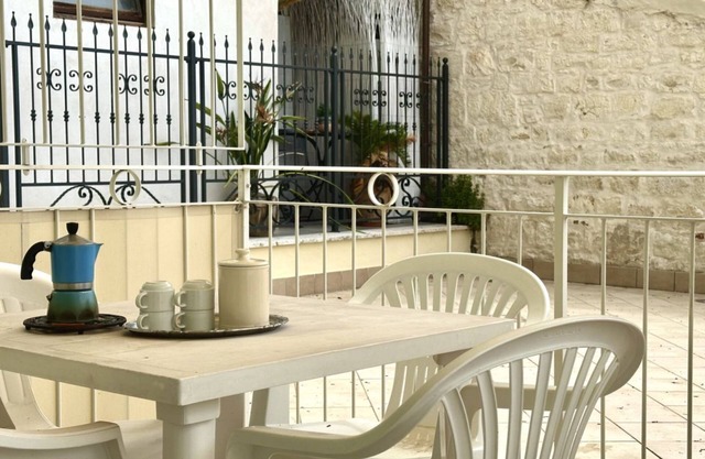 N219 - Numana, delightful three-room apartment in the center