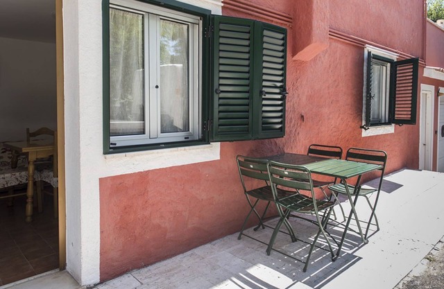 N255 - Numana, three-room apartment with air conditioning