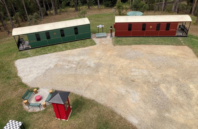 Nambucca Valley Train CarriagesnEnjoy the serenity of the bush setting