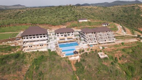 Nanda Hill Resort