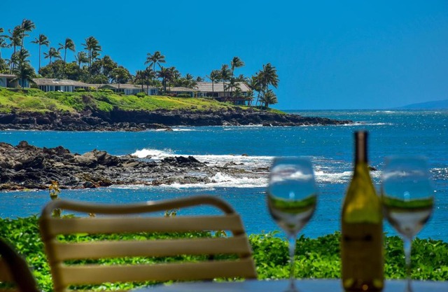 Napili Point A8 · NP A8 OceanFront 1BD Condo w Ocean Views AC Po