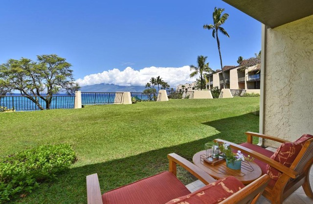Napili Point B44 · NP B44 Remodeled OceanFront Winter Getaway