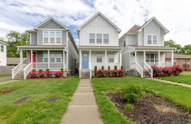 Nashville Charmer - The Nations - Big Luxury Home