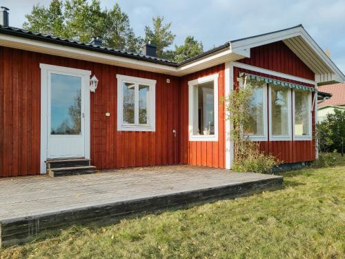 Nature Gem With Lake View Near Hudiksvall