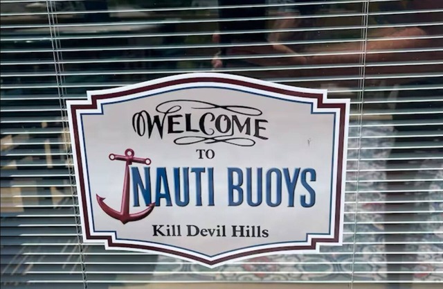 Nauti Buoys 2BDRM 2Bath APT,Kitchen,Living,Dining,Office,5 min to beach,walkable