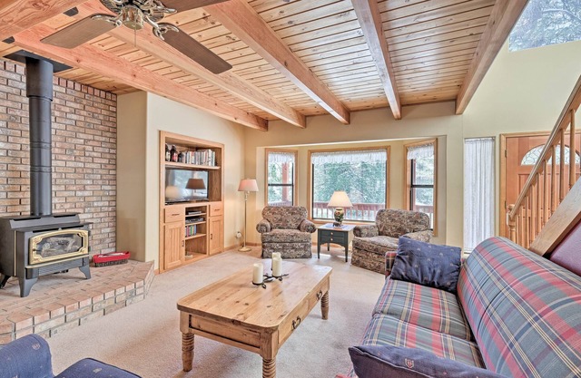 Near Bear Valley: Peaceful Arnold Home w/Hot Tub