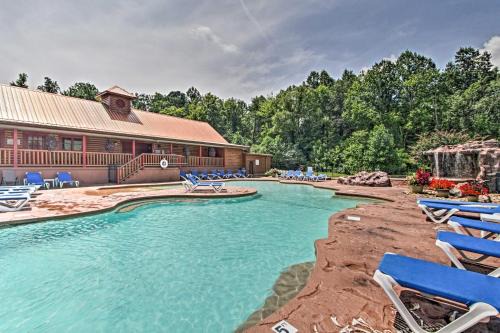Near Hiking Trails Gatlinburg Condo with Sauna!