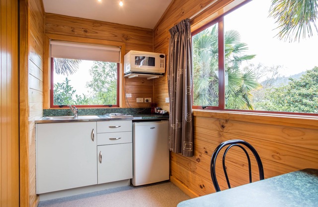 Nelson City TOP 10 Holiday Park