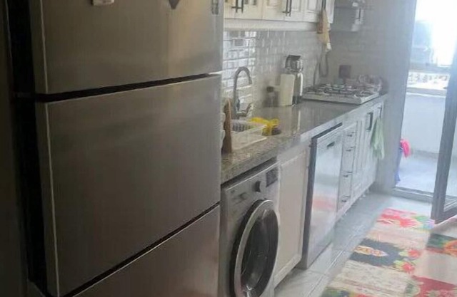 New 2 bedroom 1.5 bath apart in central Esenyurt