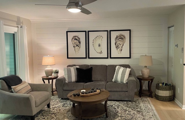 NEW 2025! Completely renovated 2 Bedroom & 2 Bath condo located in Royal James