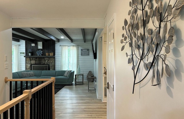 NEW 6BDR+1 Stone Mountain Retreat