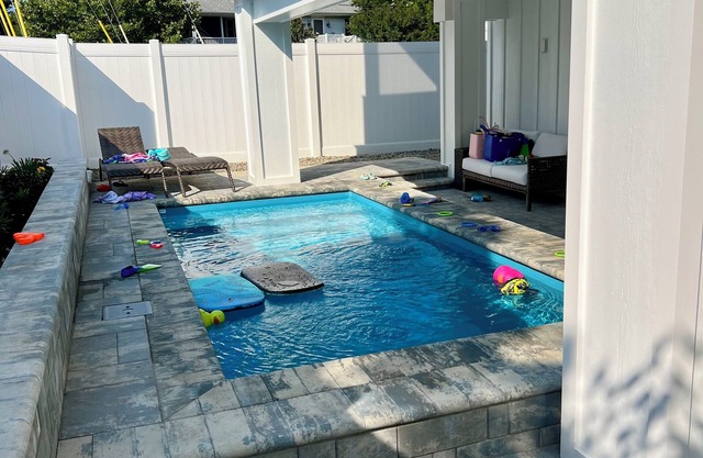 NEW 7-bed with PRIVATE HEATED POOL! Lewes Beach Hideaway, steps to beach & town!