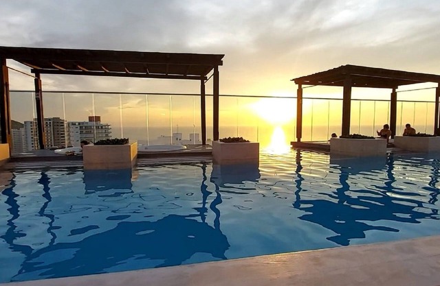 NEW APARTMENT RESERVA DEL MAR 1421 OCEAN VIEW ROOFTOP POOL, SANTA MARTA