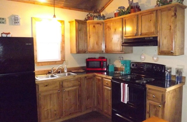 New Cabin-Social Distance in the Ouchitas with us-Book today