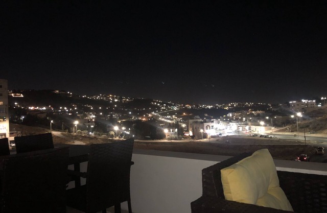 New condo in the royals Hills area nFamily, friendly, quiet neighborhood
