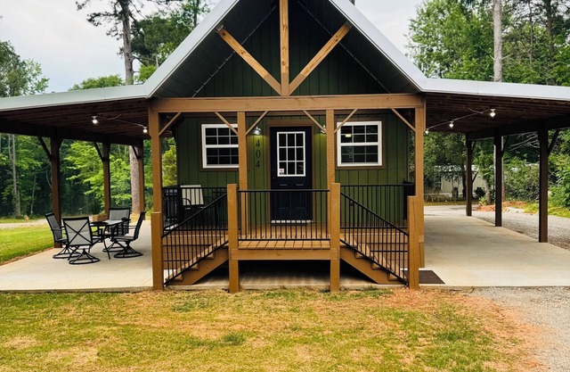 New! Cozy Cabin 3/Lake Hartwell/Green Pond Lndg/Broyles Landing/Covered Shelter