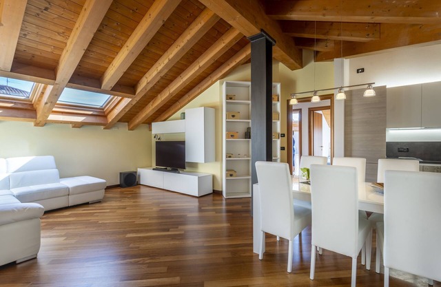 New Deal - APT with Terrace & Jacuzzi