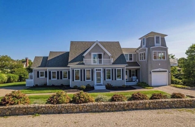 New for 2025! Private beach. Sunsets, views and great location! RPMS154