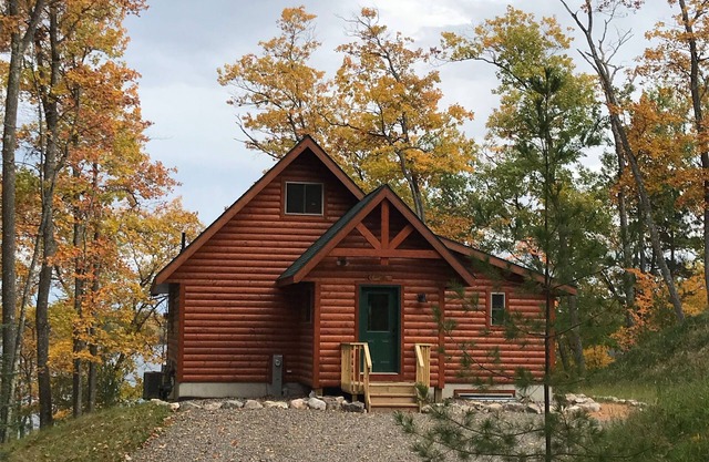 New Lake Home on Three Lakes Chain - Rustic Charm with Modern Comfort