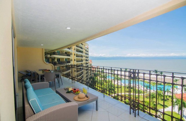 "NEW LISTING" Beachfront superb location close to everything