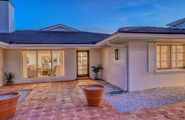 New Listing! Manatee Cove | Waterfront Home on Lido Key, 30 Second Walk to St. Armands Circle!