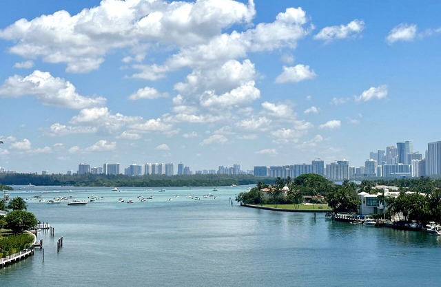 New Luxe Oceanfront Condo Bay Harbour Islands