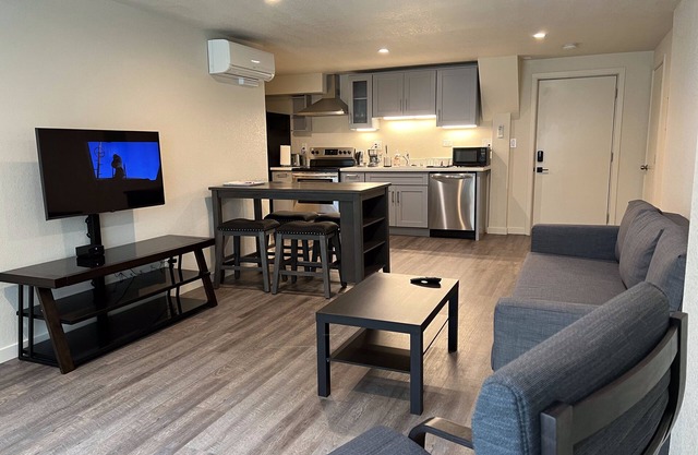 New Luxury 1 Bedroom Apt Near Lake Merritt