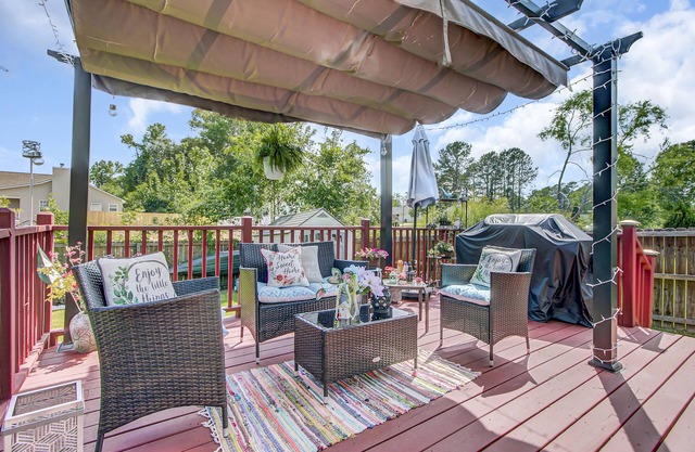 *NEW* Luxury & Cozy Entire home, Near Beach & Lakes