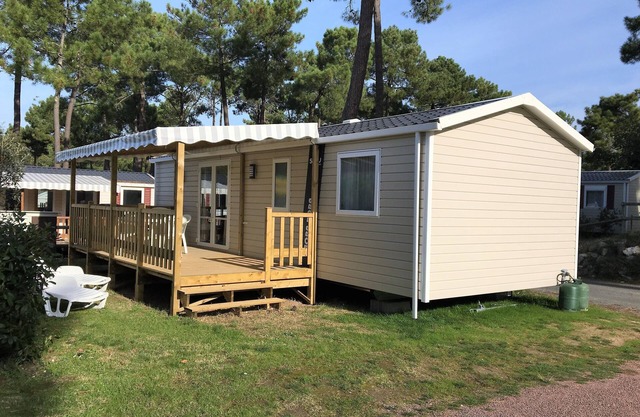 New luxury mobile home 6/8 people Bonne Anse Plage 4 * family campsite