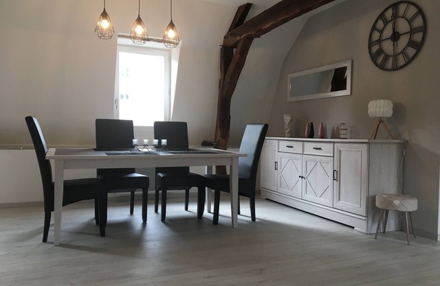 New - Magnificent apartment T3 renovated, fully equipped with terrace
