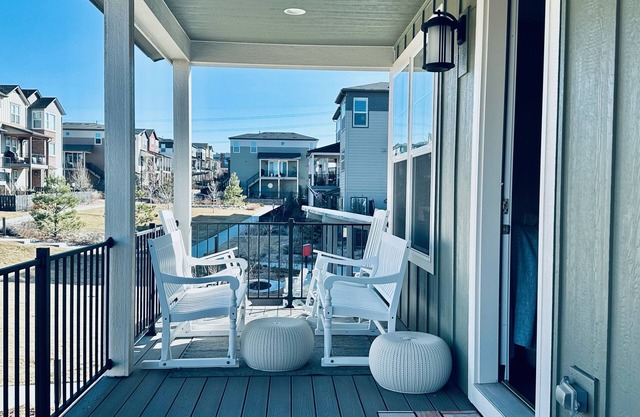 New Modern Home.10 Guests. CO-470 in 2-mins