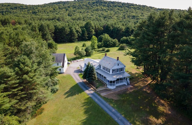 NEW! One-of-a-kind The Butterfly Estate Sleeps 24+ Close to LG & Gore!