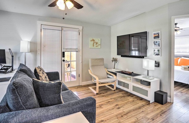 NEW! Pet-Friendly St Pete House ~ 12 Mi to Beach!