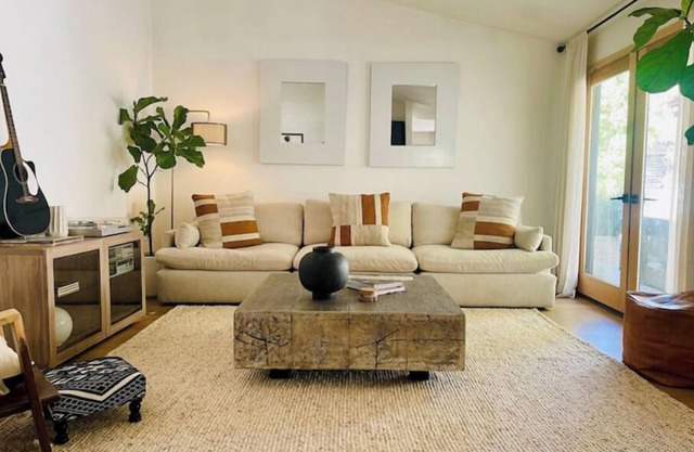 NEW Pristine Designed Home w/Spa Steam Showernn