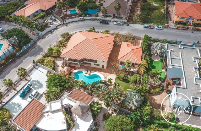 NEW - (RE)OPENING DISCOUNT - Exclusive Villa Groot Geluk | Private Oase -